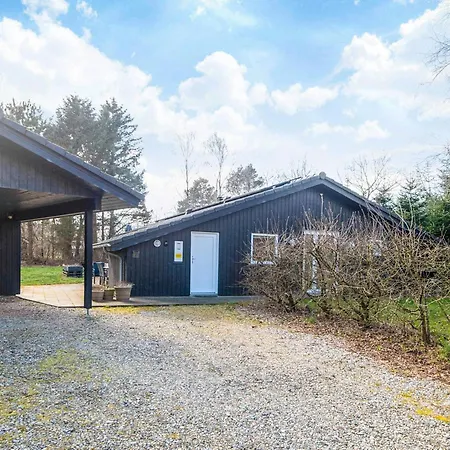 Lxxxi Holiday home